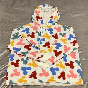 Walt Disney World Mickey Balloon Cropped H…